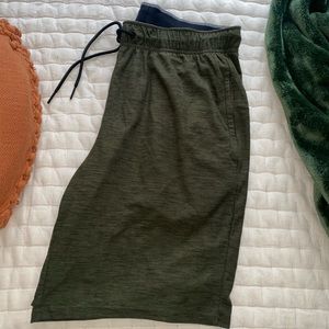 mens workout shorts !!